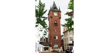 Der historische Rathausturm in Gronau.
