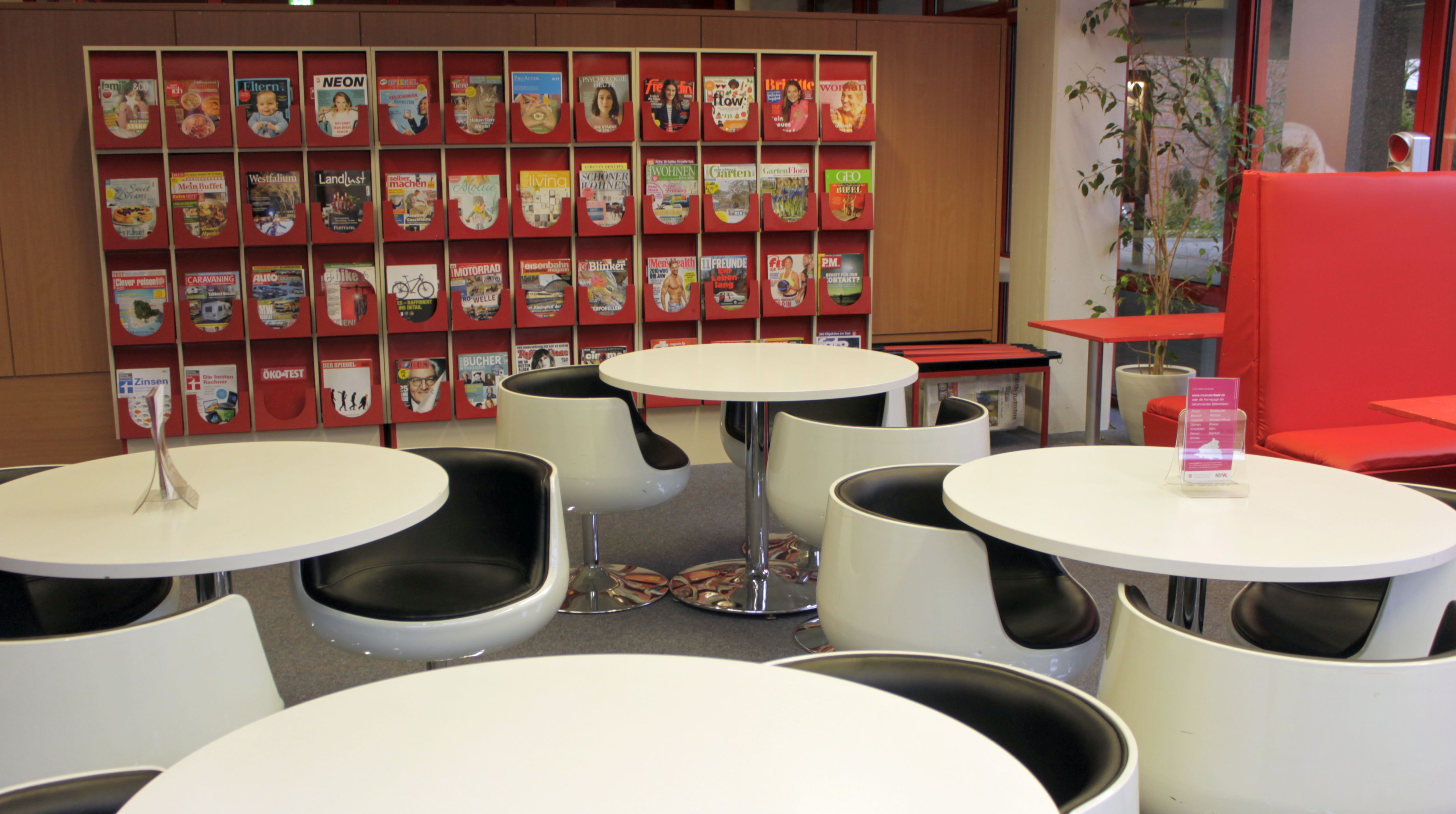Leseecke in der Stadtbücherei Gronau