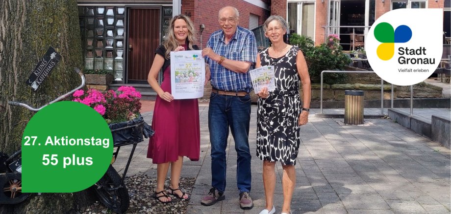 27. Aktionstag 55plus der Veranstaltergemeinschaft aus Kneipp Verein Gronau e.V. und Altenhilfekoordinatorin der Stadt Gronau Die Altenhilfekoordinatorin und Mitglieder des Kneipp Vereins Gronau präsentieren das Programm zum Aktionstag 55 plus.