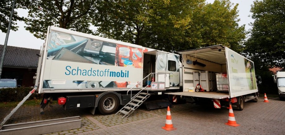 Das Schadstoffmobil von außen.