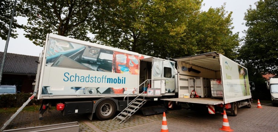 Das Schadstoffmobil von außen.