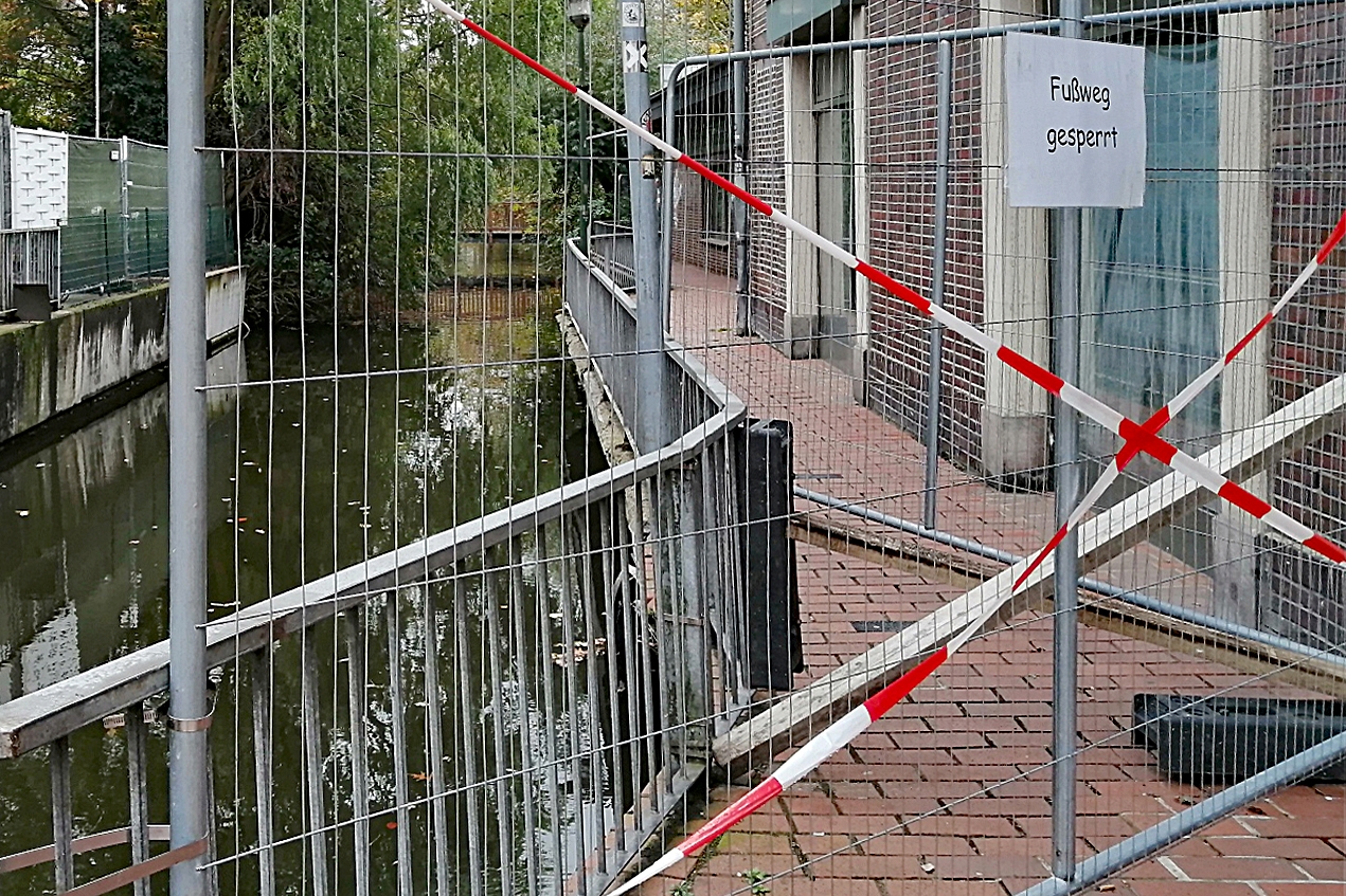 Durchgang Neustraße-Parkplatz