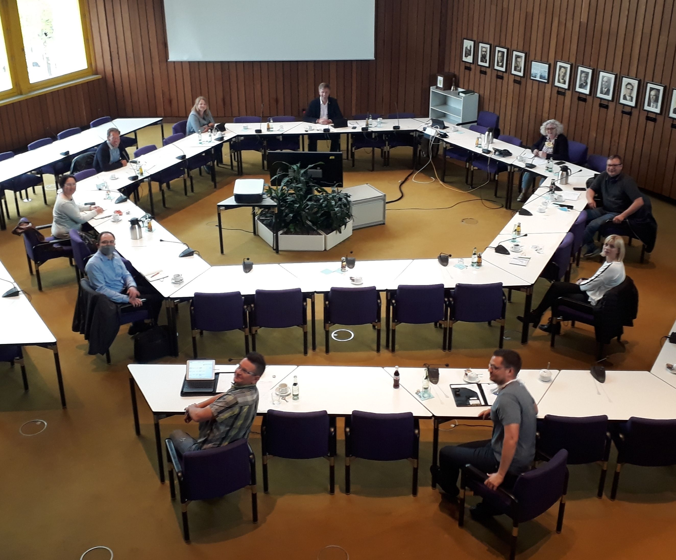 Treffen Schulleitungen und Verwaltung