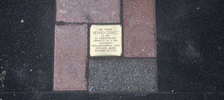 Der Stolperstein von Heinrich Schmitz.