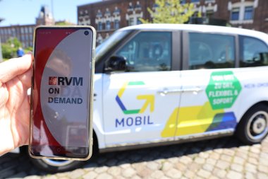 G-Mobil mit Blick auf die App