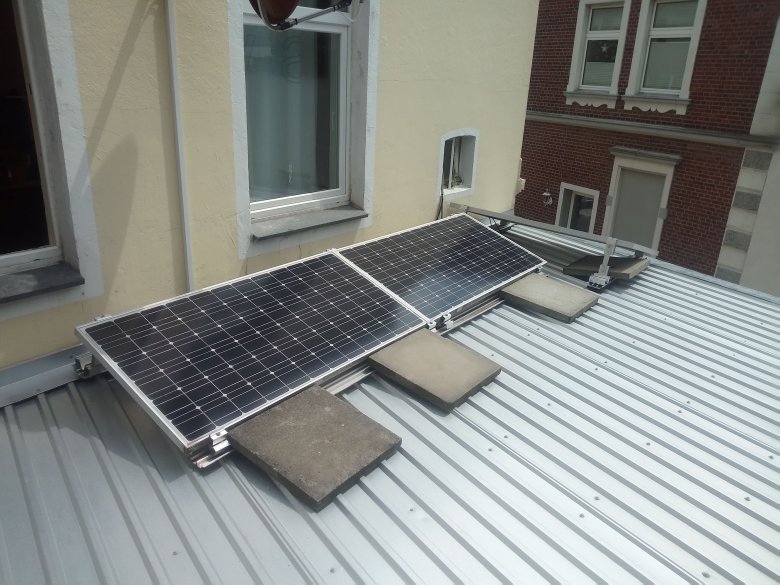 Photovoltaikanlage - Link öffnet seitenüberlagerndes Dialog-Fenster