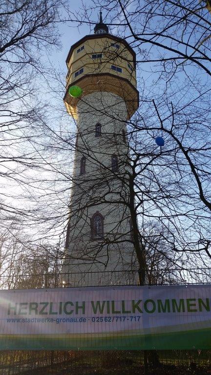 Das Bild zeigt den Wasserturm Gronau