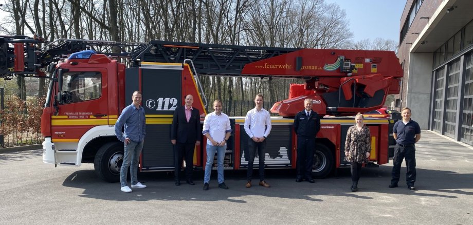 Herr Michael Eckwert (links) und Herr Tobias Wessendorf (rechts) beginnen zum 01.04.2022 die Ausbildung zum Brandmeister.