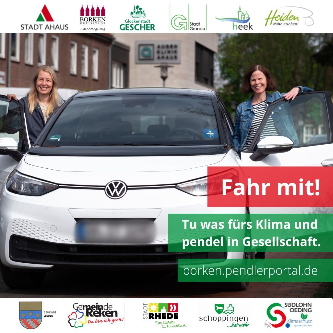 Ein weißes Auto mit zwei Frauen und der Werbung für das Pendlerportal