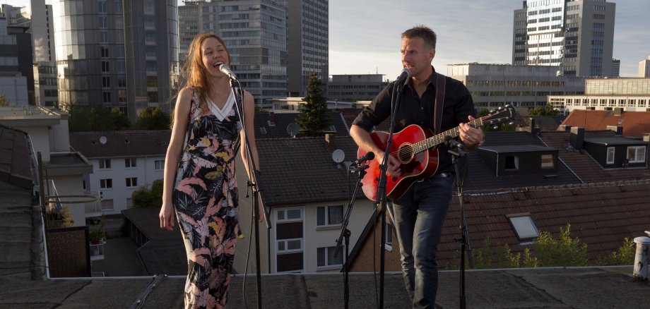 Sängerin Bianca Körner und Gitarrist Peter Schilmöller