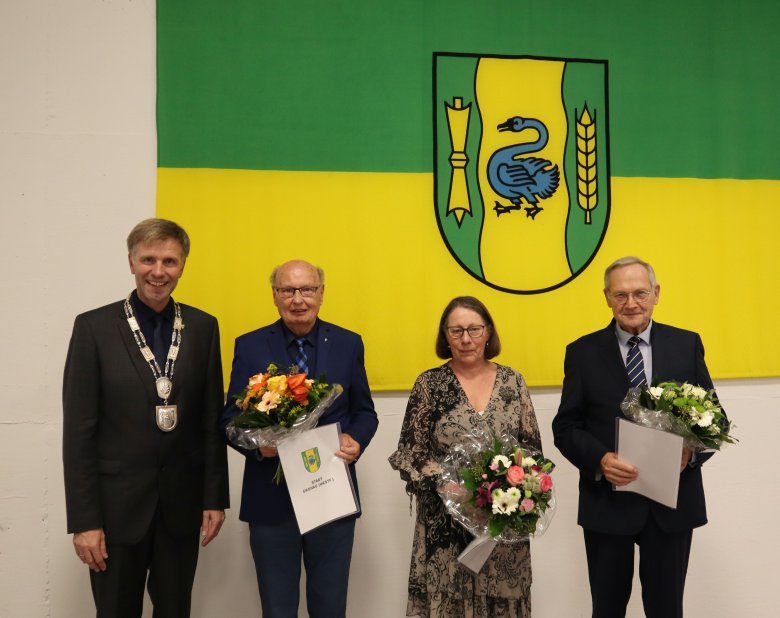 Bürgermeister Rainer Doetkotte, Herbert Krause, Mechthild Große Dütting, Erich Schwartze