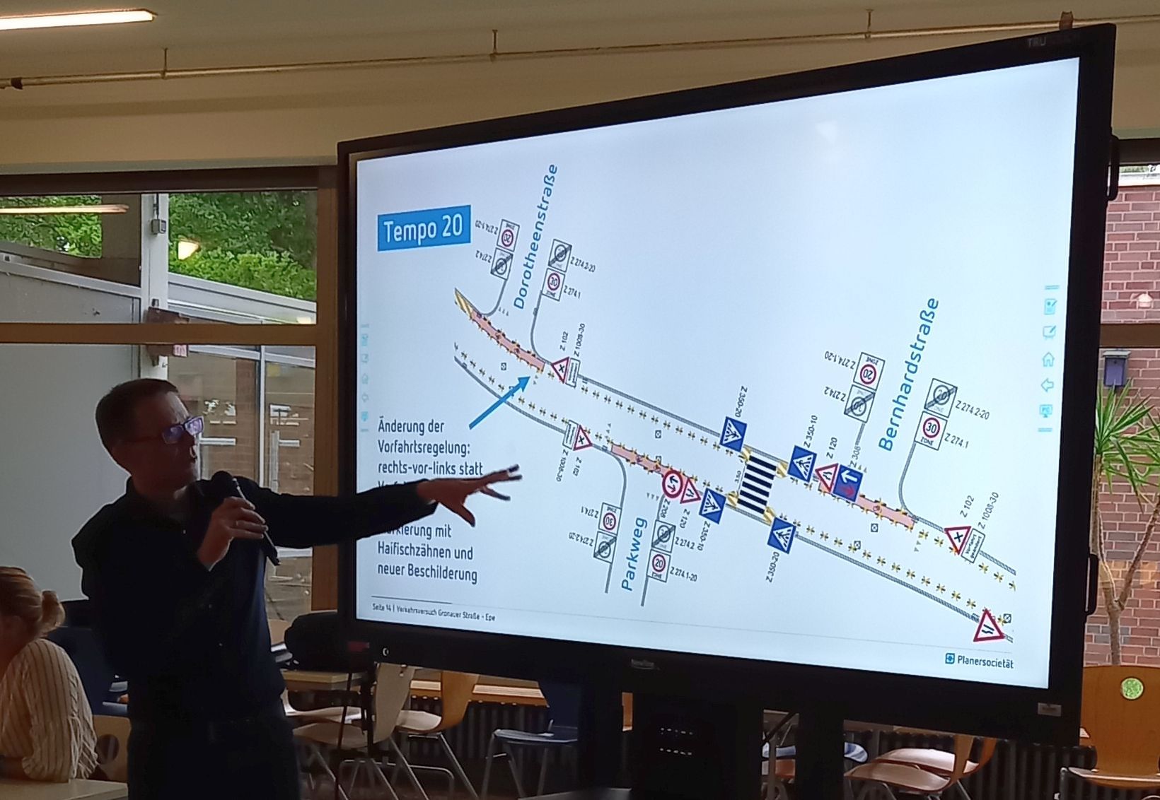 Das Büro Planersocietät stellt die aktuellen Planungen vor.