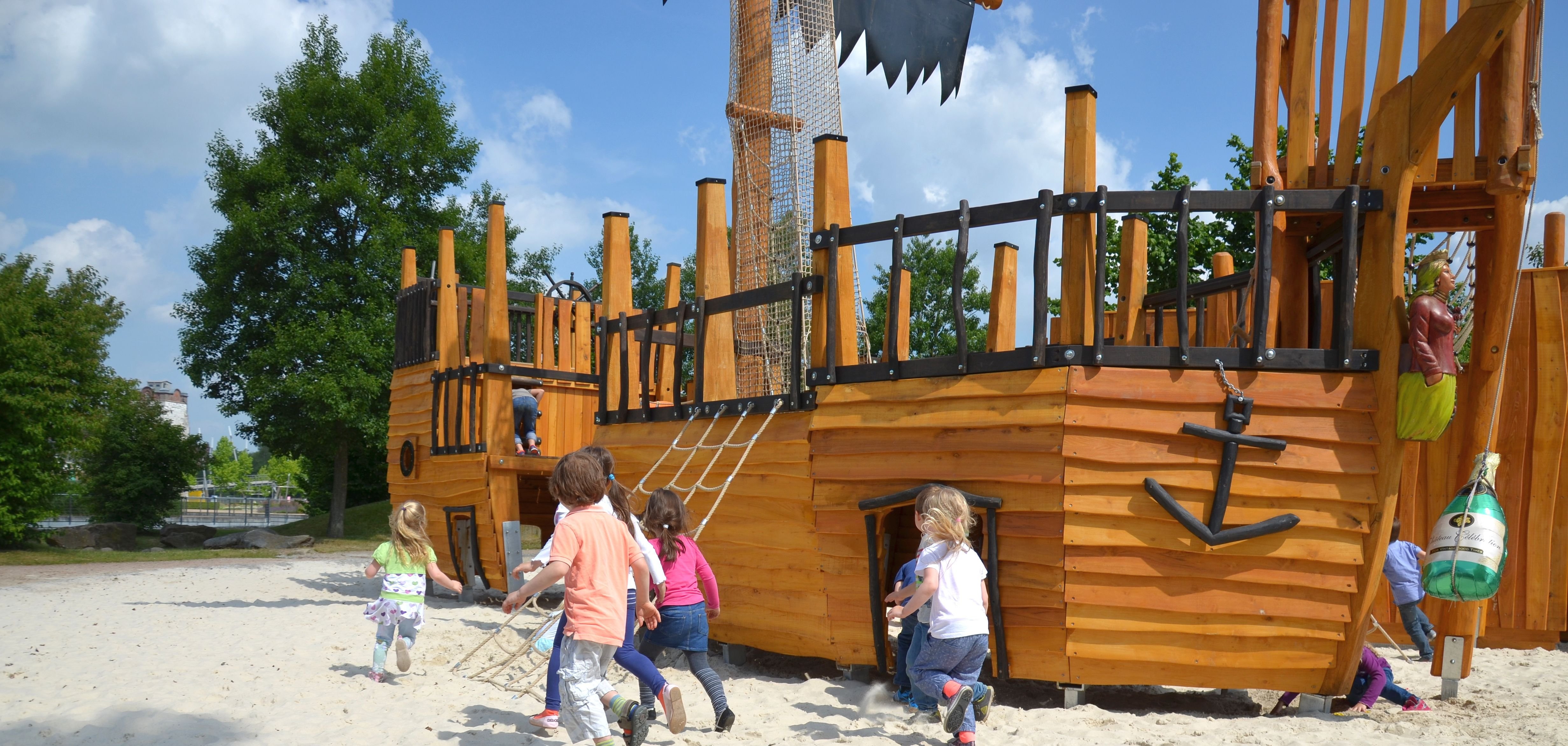 Piratenschiff auf dem LAGA-Gelände