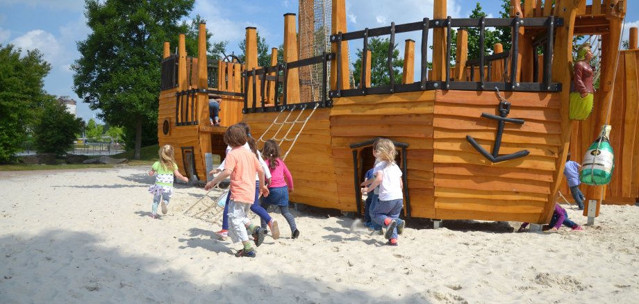 Piratenschiff auf dem LAGA-Gelände