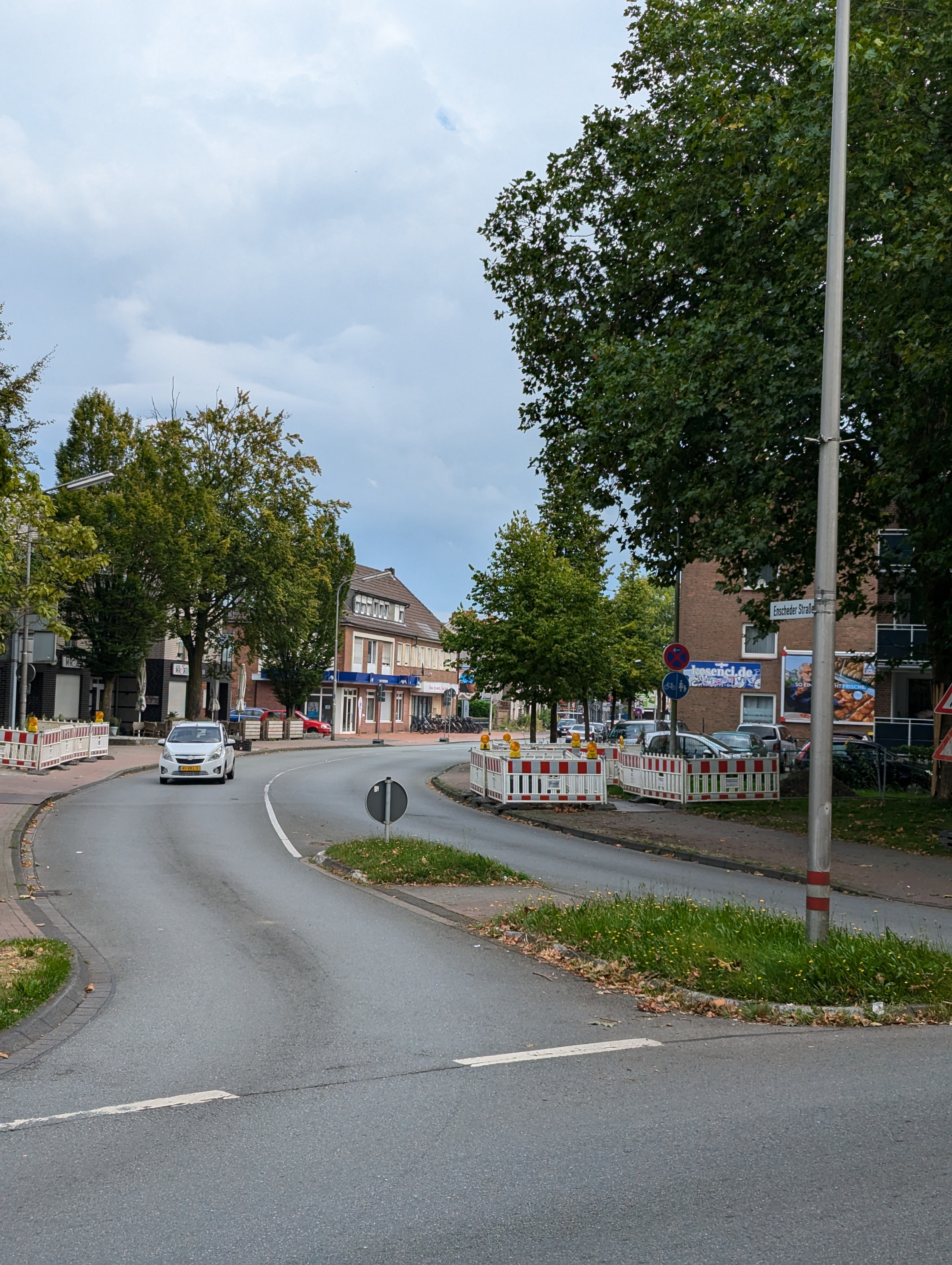 Die Enscheder Straße wird in einem Teilstück gesperrt.