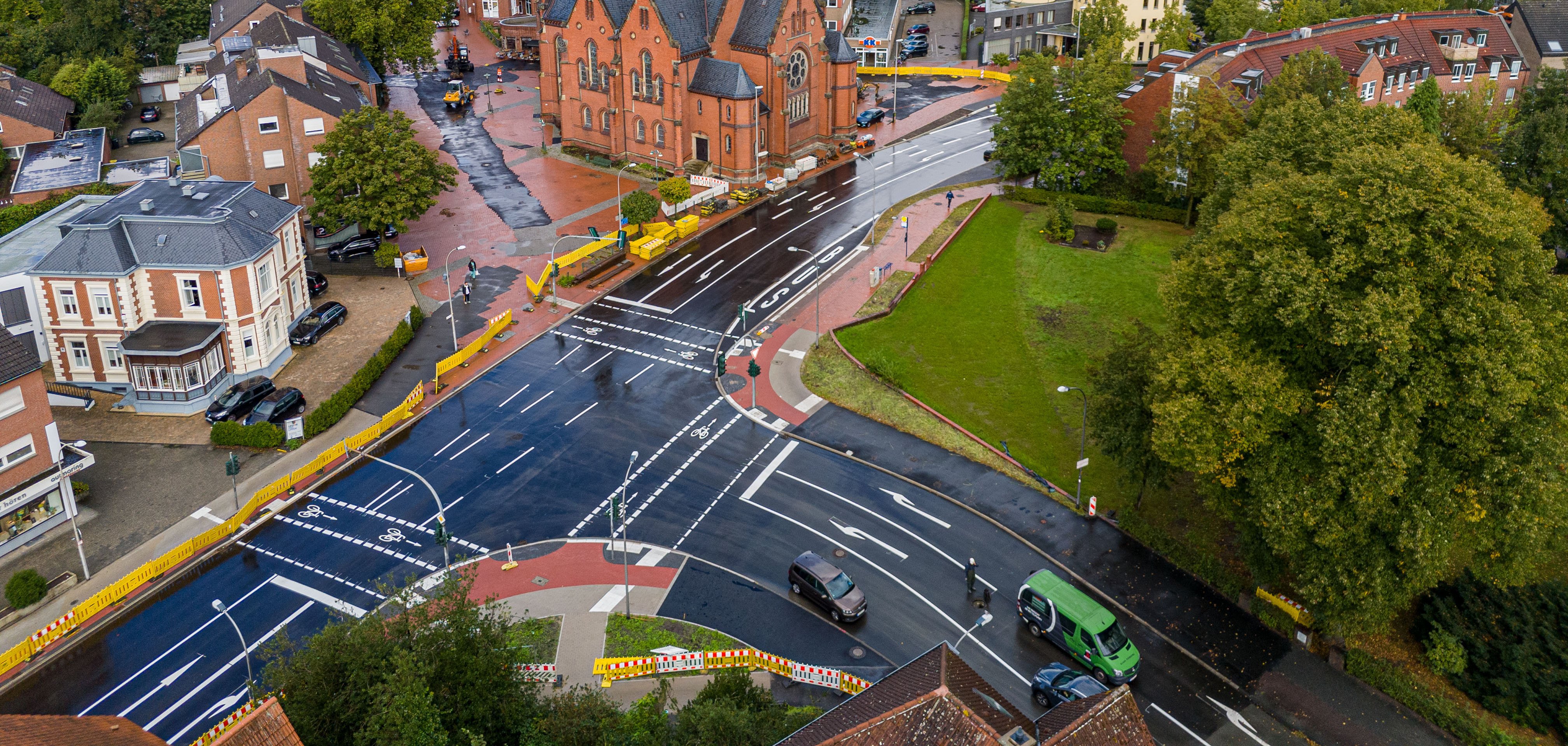 Blick von oben auf die Gildehauser Straße.