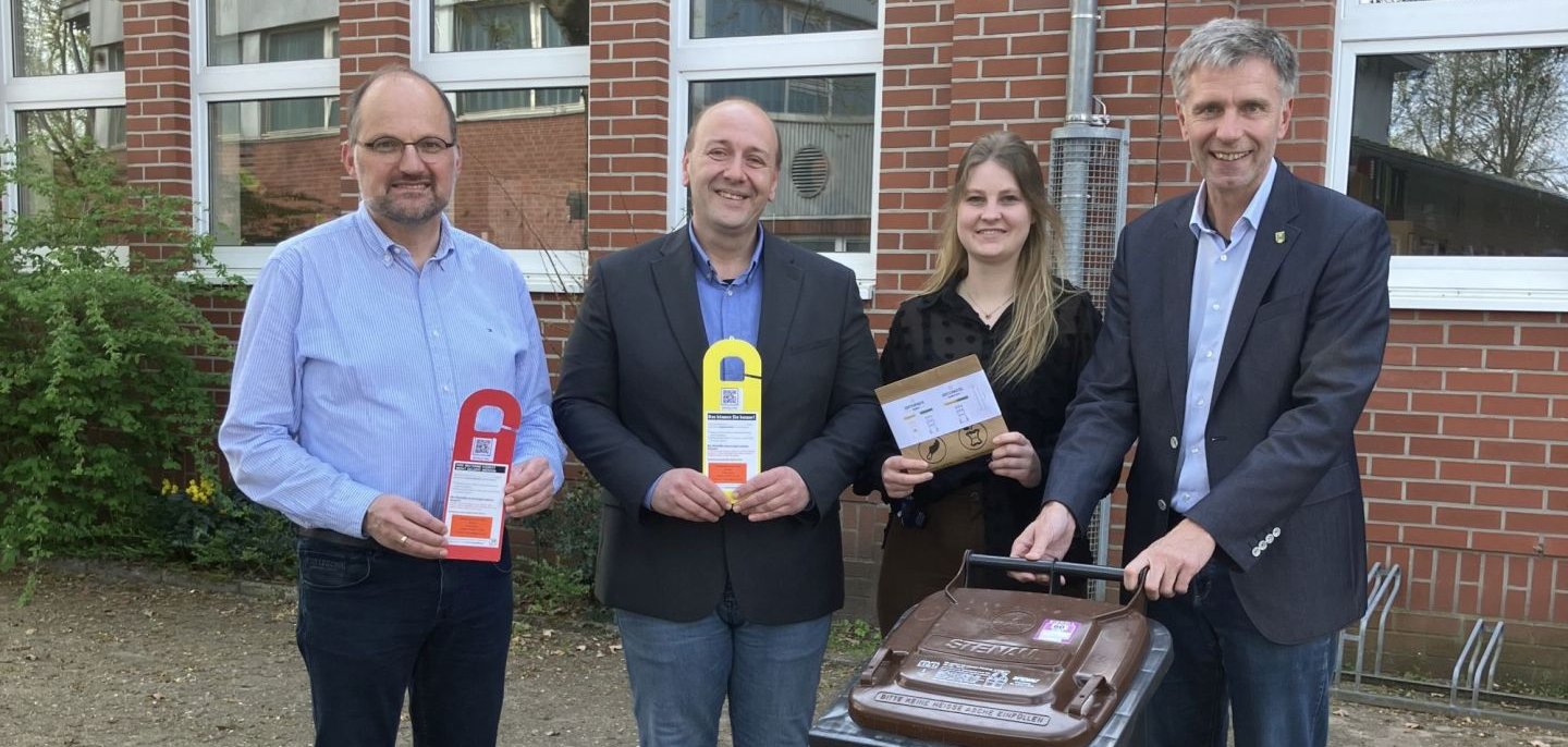 vl: Berthold Deitermann (Allgemeine Bauverwaltung), Sascha Sendler (EGW), Christin Meyer (Allgemeine Bauverwaltung), Bürgermeister Rainer Doetkotte.