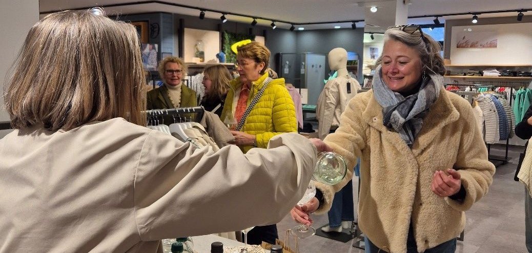 Bei der Wein(s)hopping-Tour wird ein Halt bei Theo Dreier eingelegt.