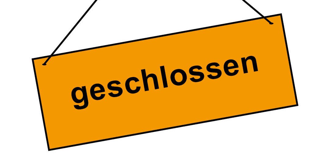 Ein Schild mit der Aufschrift geschlossen.