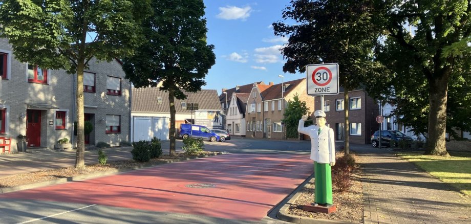 Tempo-30-Schild an der Gronauer Straße.
