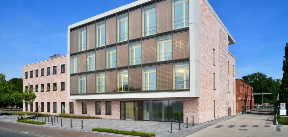 Außenansicht auf das Hauptgebäude der Stadtwerke Gronau