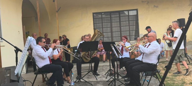 Das Gedenkkonzert für den verstorbenen Orchesterleiter und Dirigenten János Matajsz.