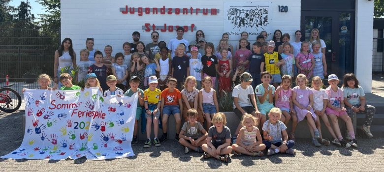 Sommerferienspiele im Jugendzentrum St. Josef Sommerferienspiele im Jugendzentrum St. Josef