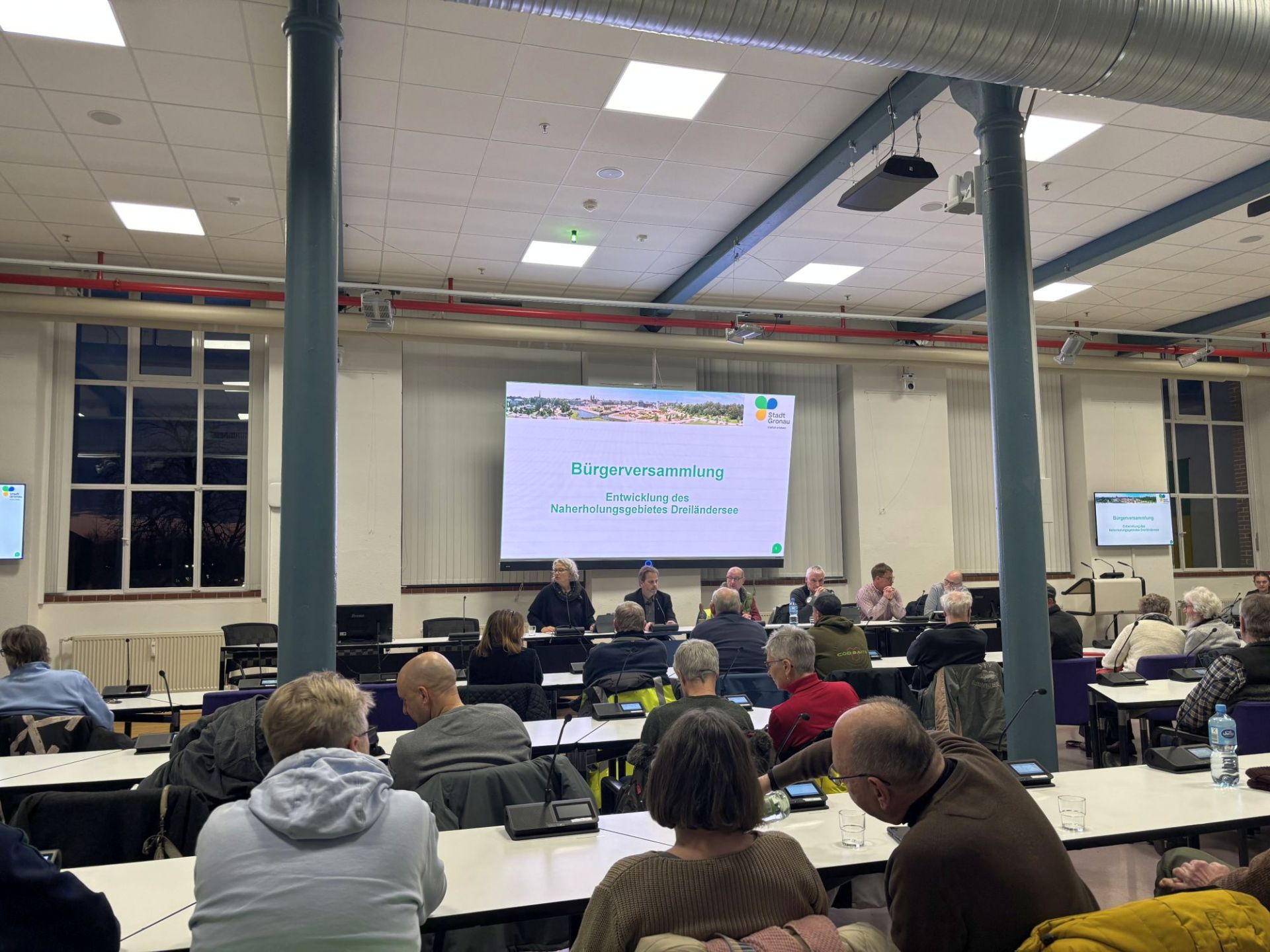 Bürgerversammlung im Ratssaal im WZG