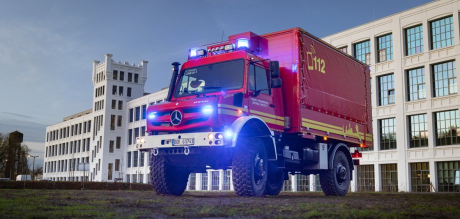 Feuerwehr Gronau mit neuem Unimog gerüstet