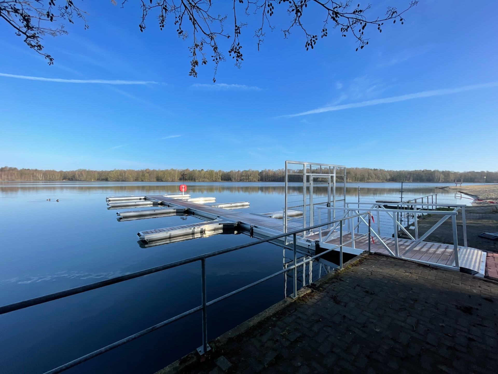 Foto von der neuen Steganlage am Dreiländersee