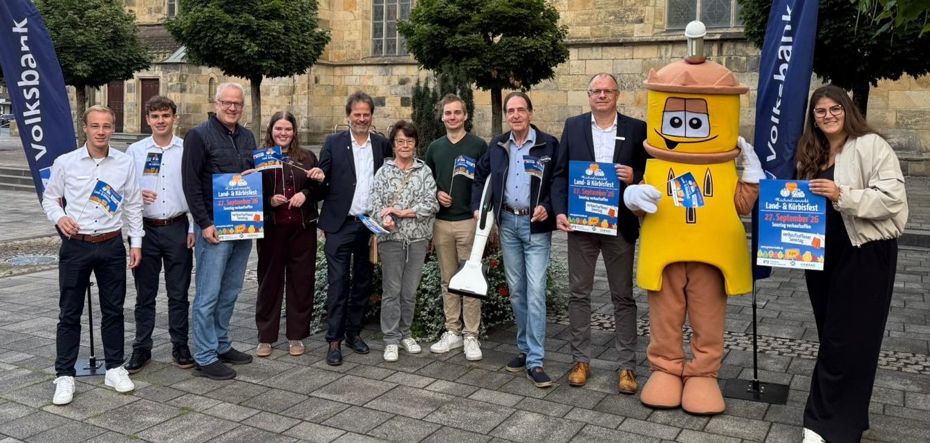 Die Volksbank Gronau-Ahaus eG präsentiert gemeinsam mit allen Beteiligten das Programm für den Michaelismarkt in Gronau-Epe.